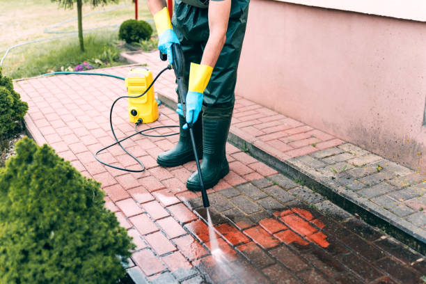 Spring Cleaning in Roslyn Estates, NY